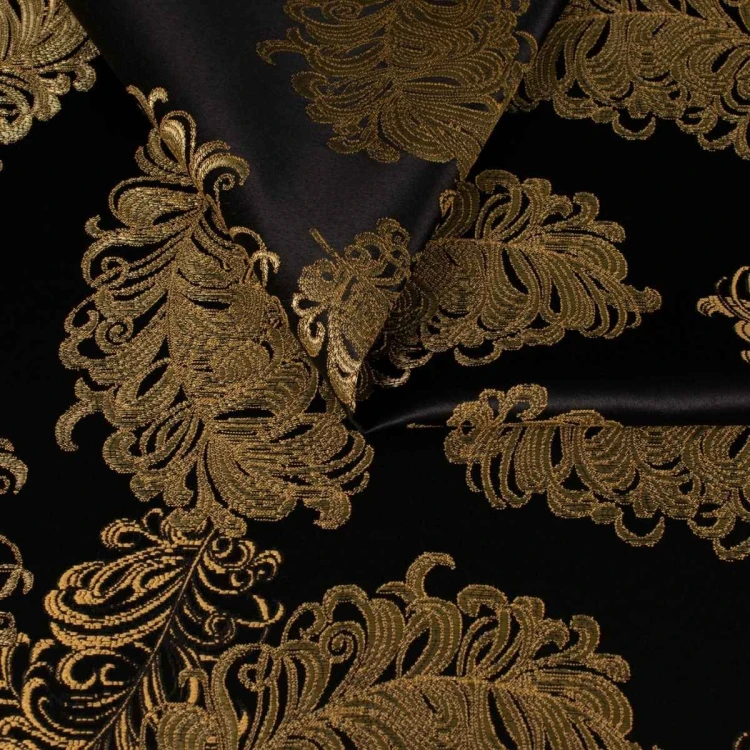 Złoto-czarna tkanina tapicerska żakardowa Diva ze świetlistym, barokowym wzorem – oferta Polskie Tkaniny