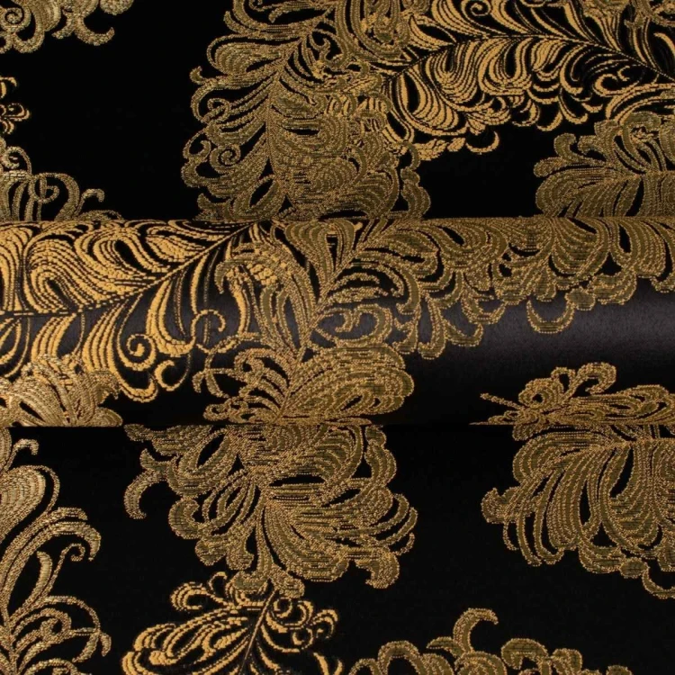 Złoto-czarna tkanina tapicerska żakardowa Diva ze świetlistym, barokowym wzorem – oferta Polskie Tkaniny