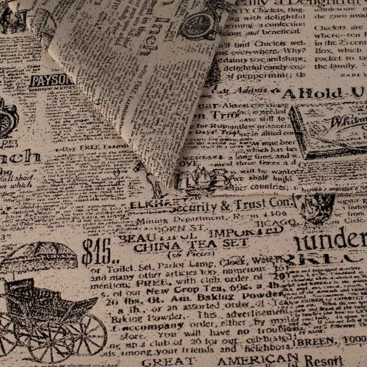 Kremowa tkanina obiciowa Oldpress z tkanym wzorem starej gazety – Polskie Tkaniny
